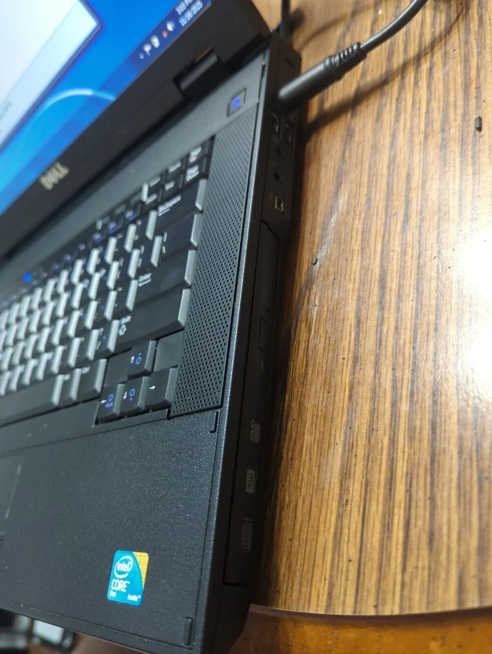 Dell Latitude E5500 C2d-4gb Ram, 32gb SSD, Dvd-rw, Wi-Fi, Win 7